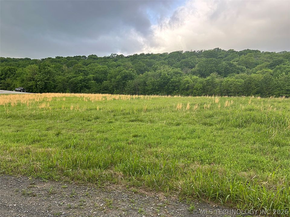 1st image of 3 E Thunder Rd