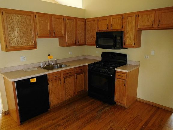 2nd image of 15808 Clifton Park Ave