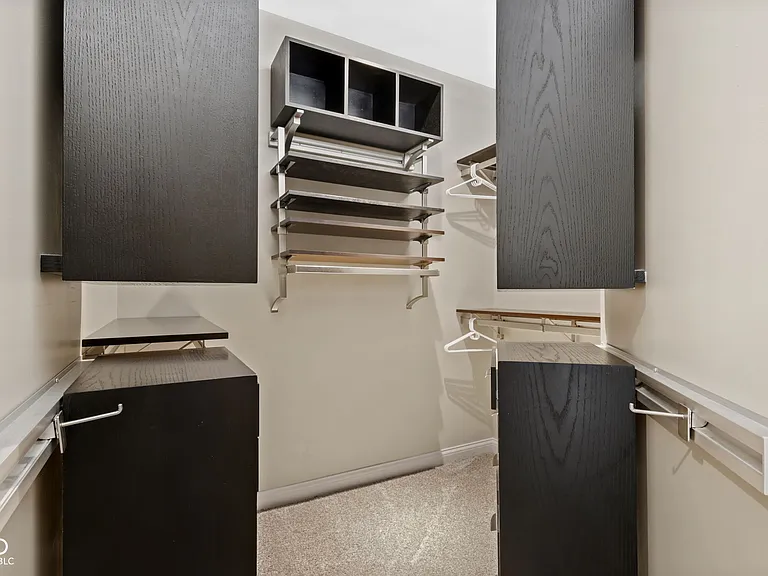 932 N Broadway St #1 — Photo 33