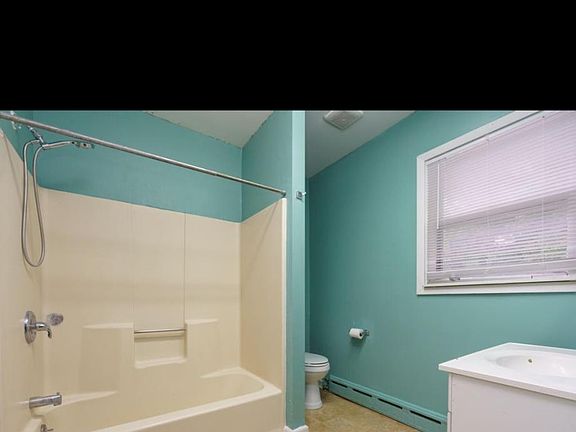 3rd image of 814 W Kalamazoo Ave #1