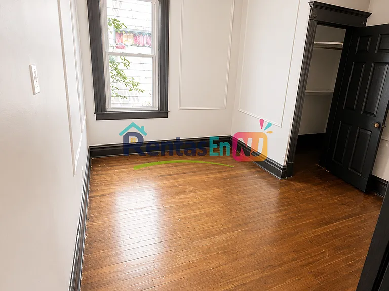 43 Treacy Ave #1-A — Photo 4