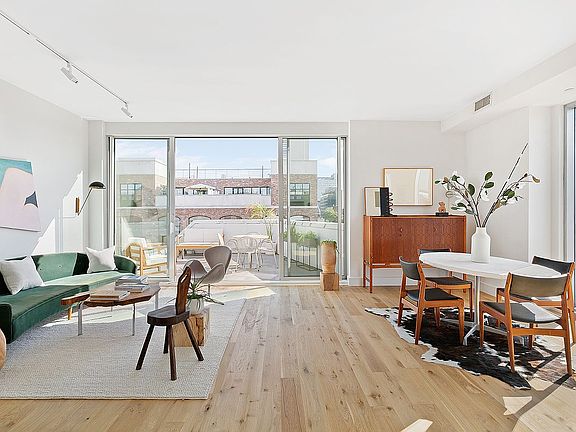 3rd image of 76 N 6th St #Penthouse