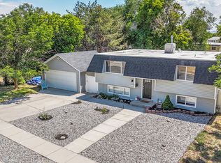 1076 E Godatia Ln S, Sandy, UT 84094