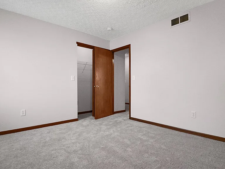 321 Amber Wood Way — Photo 15