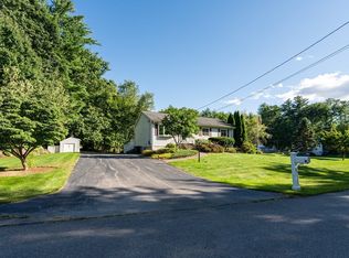 1 Sands Ter, Merrimack, NH 03054