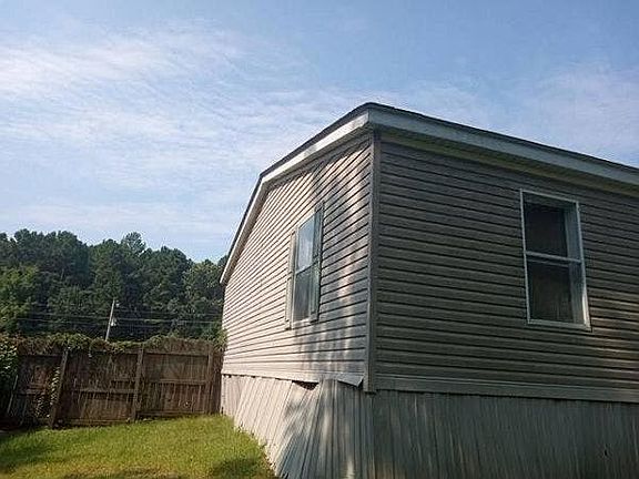 2nd image of 15815 Mars Hill Rd