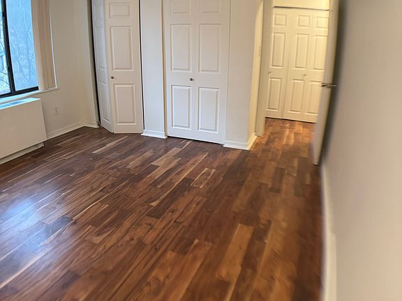 5th image of 300 E 95th St APT 3B