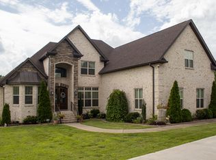 758 Waldron Rd, La Vergne, TN 37086