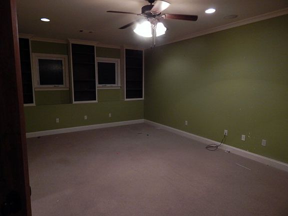 5th image of 1034 Augusta Dr
