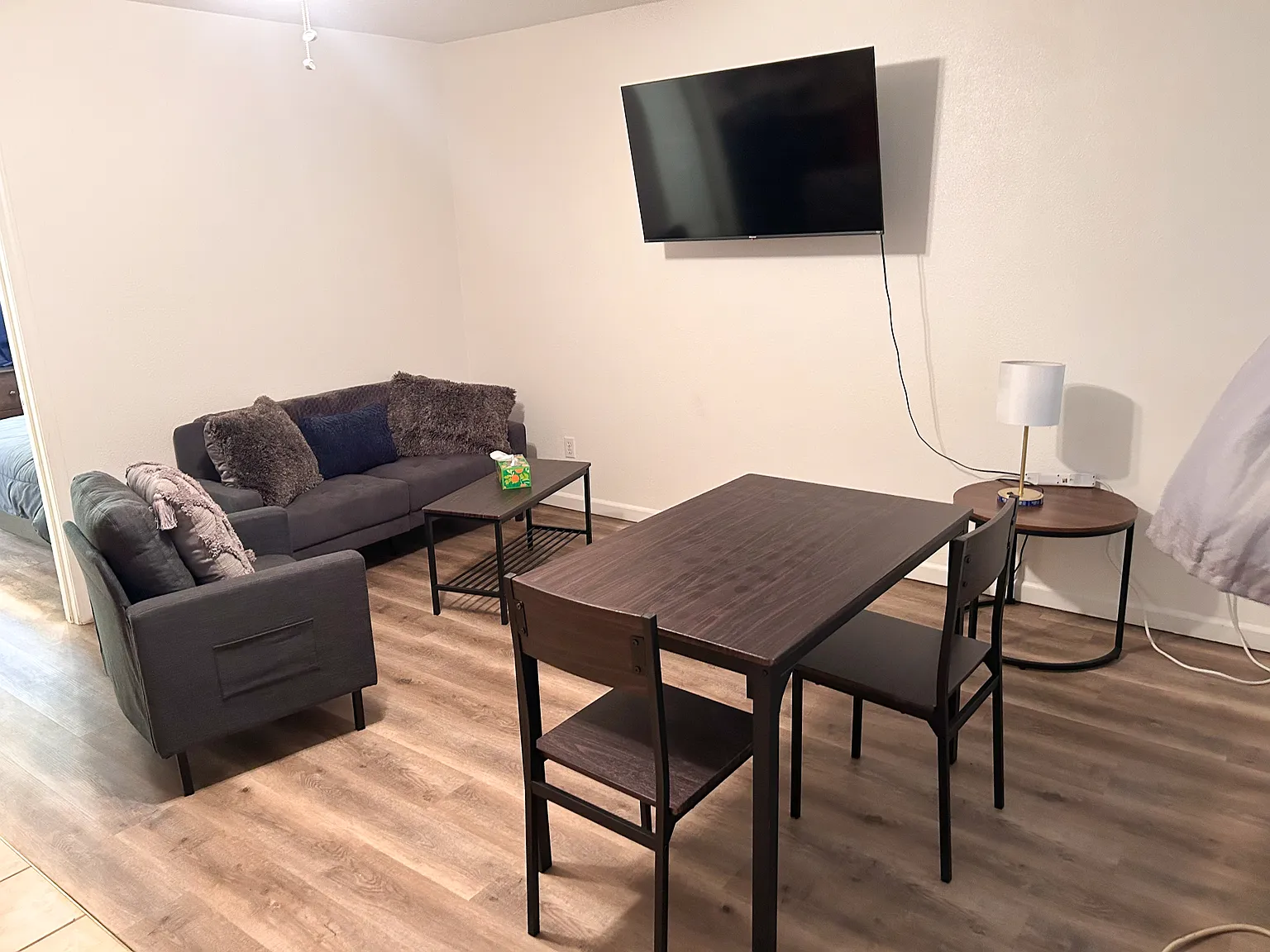 1 bed, 600 sqft, $850 — Photo 3