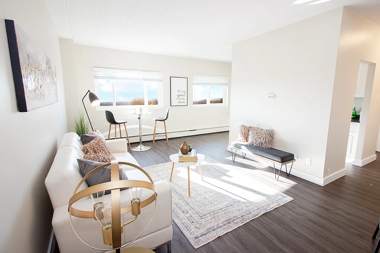 2075 Portage Avenue — Photo 4