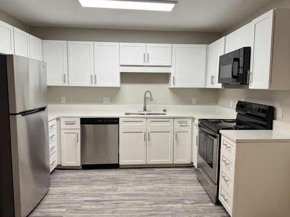 100 Twin Oaks Ln #121
