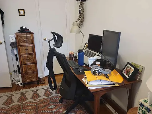 Rented by Chartwell Manhattan Realty | media 10