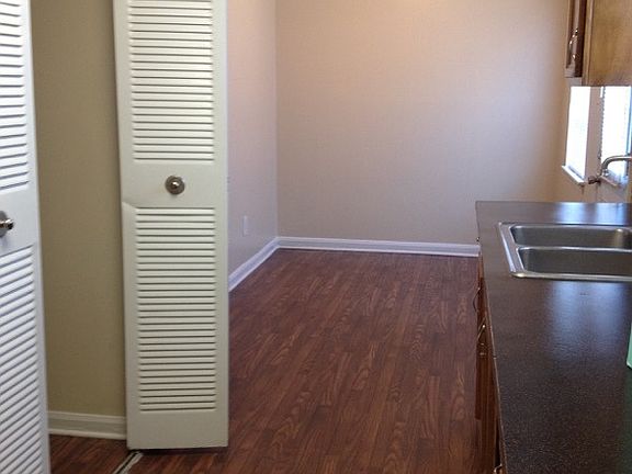 4th image of 7124 Providence Square Dr APT 51