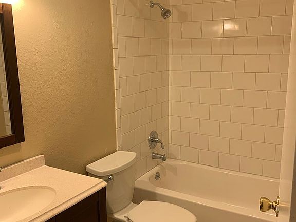 4th image of 4115 W Albany Ave APT A