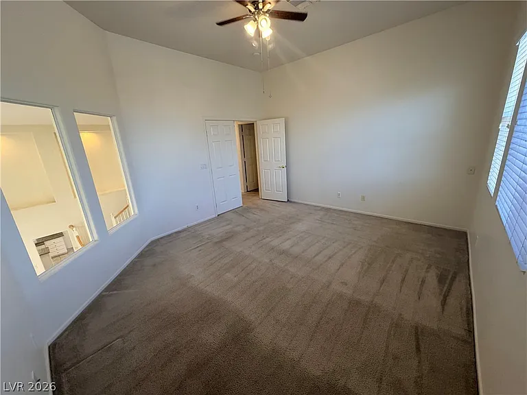 925 Lexington Cross Dr — Photo 32