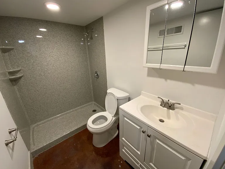 Anthony Street Condos — Photo 84