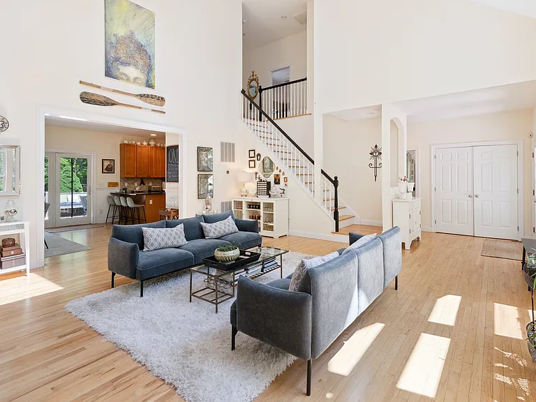 3 Hollow Tree Ln — Photo 4