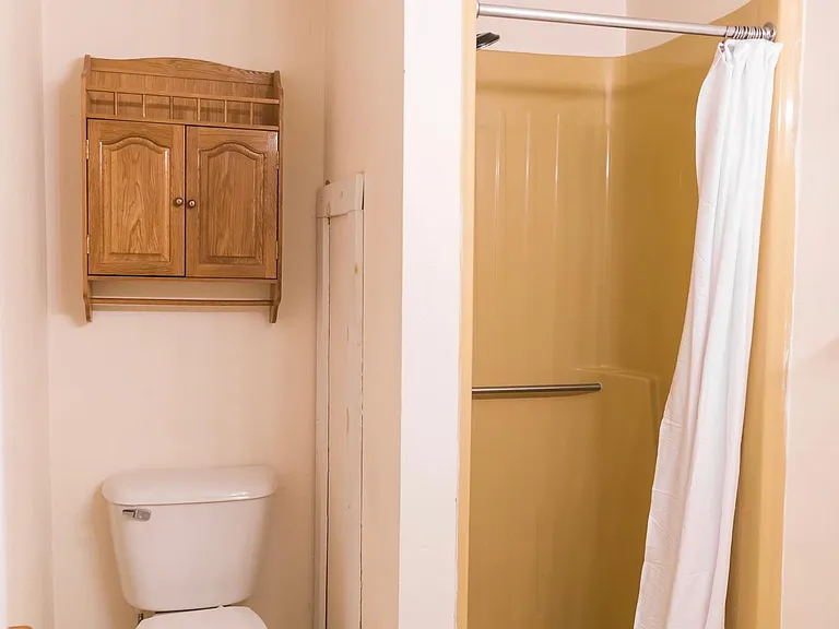 1421 Maple St #1 — Photo 7