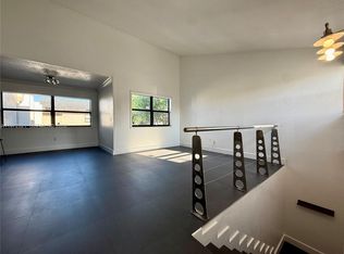 10231 Fontainebleau Blvd APT 203, Miami, FL 33172