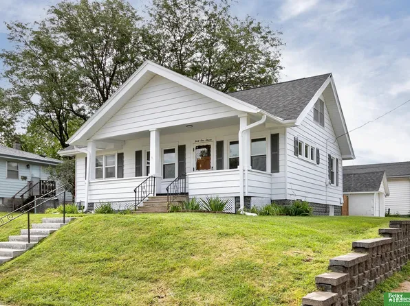 4111 J St, Omaha, NE 68107