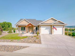 2815 Hampton Ct, Moscow, ID 83843