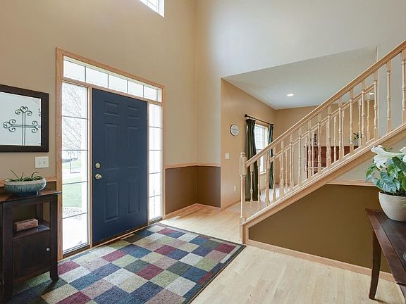 3rd image of 2474 Grey Owl Ct