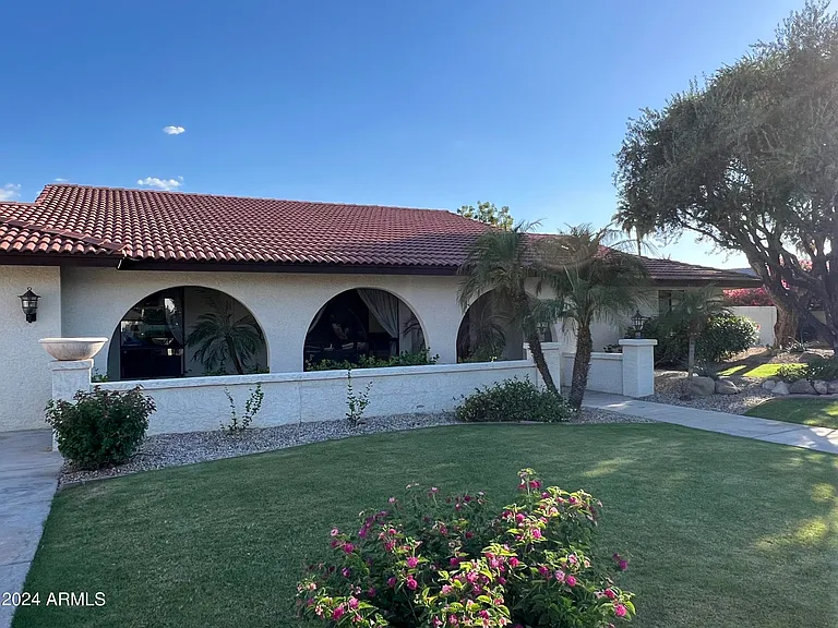 4539 E Karen Dr — Photo 15