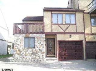 31 Beacon Ln, Brigantine, NJ 08203