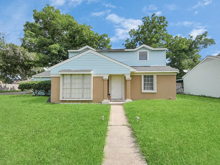 2513 Leslie St — Photo 30