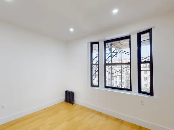 3505 Broadway image 8 of 14