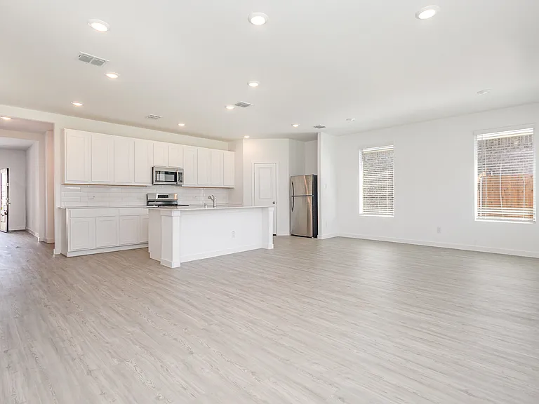545 Mill Trace Way — Photo 8