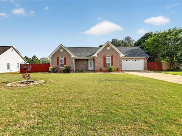 90 Fields Creek Way, Covington, GA 30016