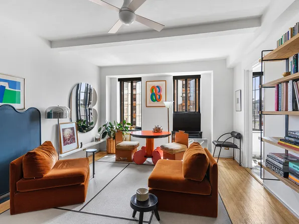 201 West 16th Street image 1 of 9