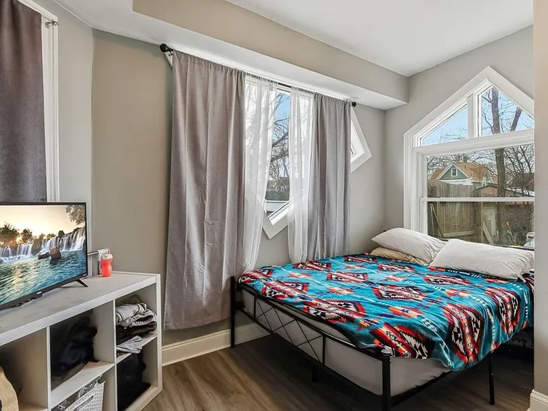 832 Armstrong Ave #1 — Photo 4