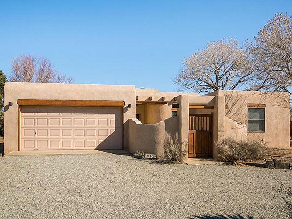 694 Mission Valley (002)a