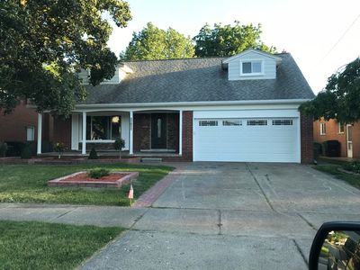 17011 Roslyn Ave, Allen Park, MI, 48101