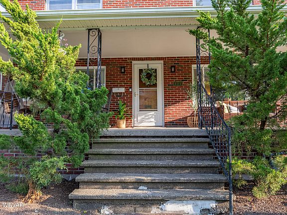 2nd image of 423 Hawthorne Ave