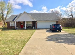 2500 Witteville Dr, Poteau, OK 74953