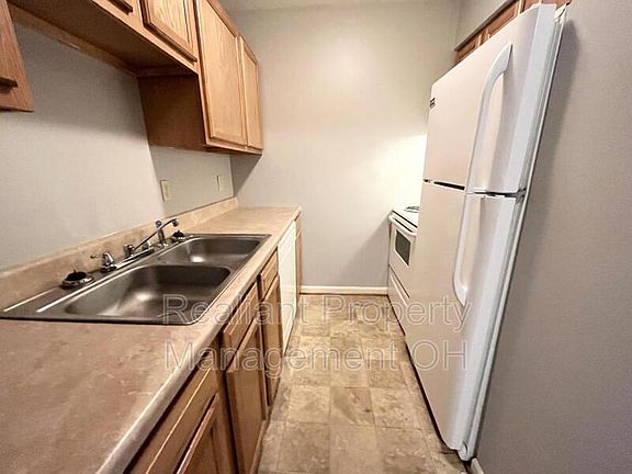 3rd image of 126 Revere Ave Unit 10