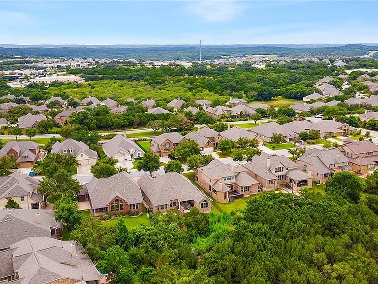 4708 Mont Blanc Dr — Photo 37
