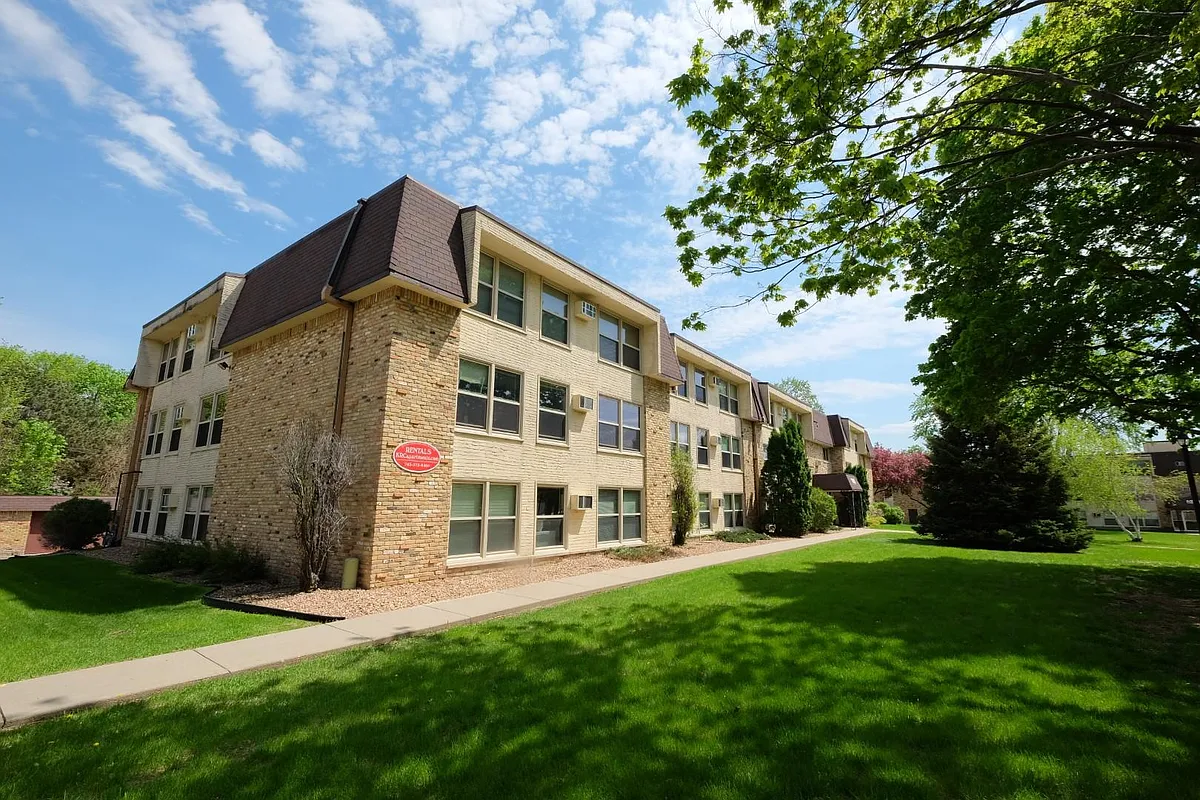 Building Photo - Stanley Terrace