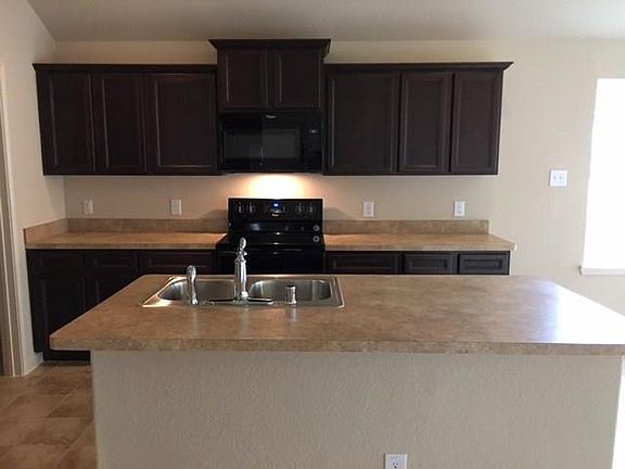 2nd image of 5105 Royal Springs Dr