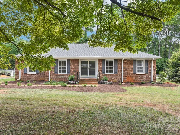 16408 Thompson Rd, Mint Hill, NC 28227