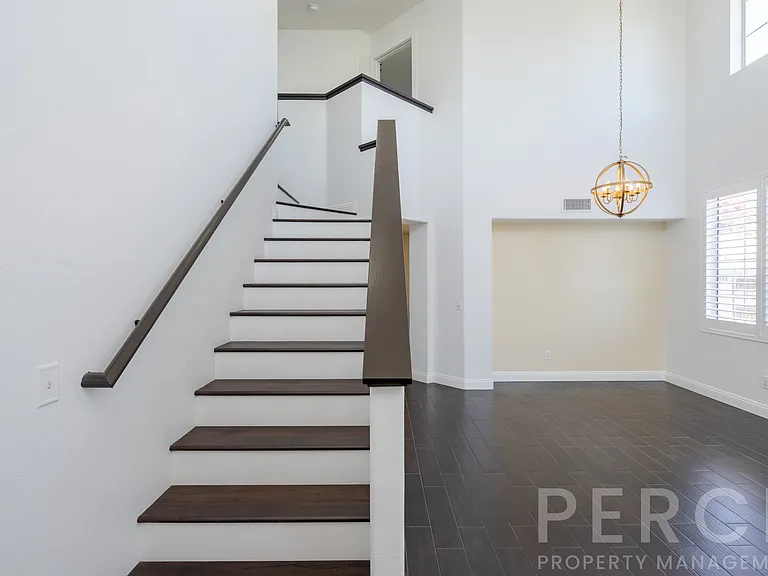 3770 Dunbarton Way — Photo 5