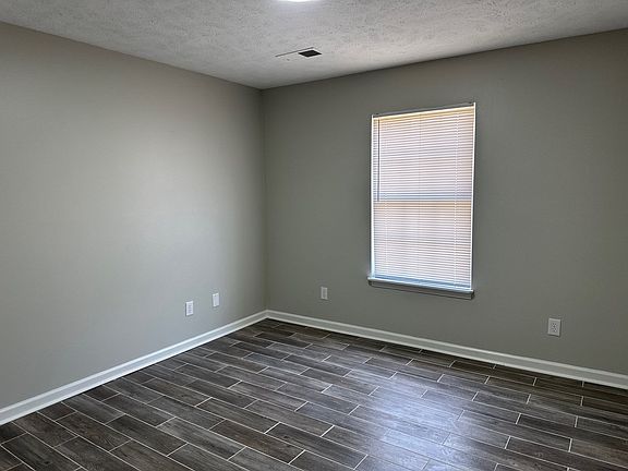 5th image of 634 Old Humboldt Rd APT B