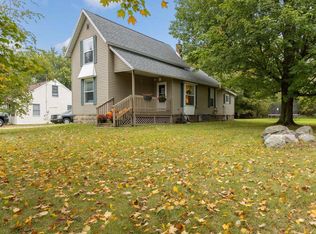 2214 Washington Rd, Lansing, MI 48911