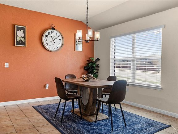 3rd image of 11100 Dawes Pl