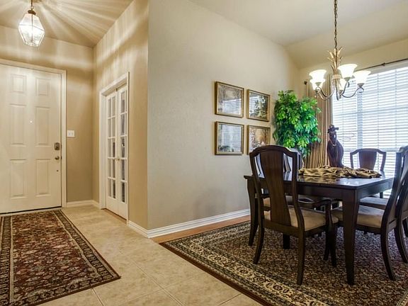 5th image of 2428 Deerwood Dr