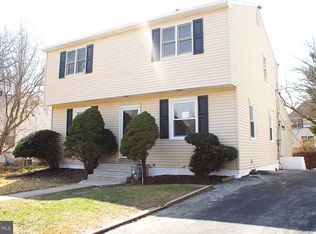 307 Park Cir, Norwood, PA 19074
